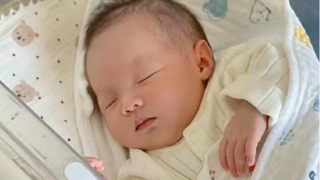 妈妈若是聪明，第一个月会做5件事，幸福指数会更高