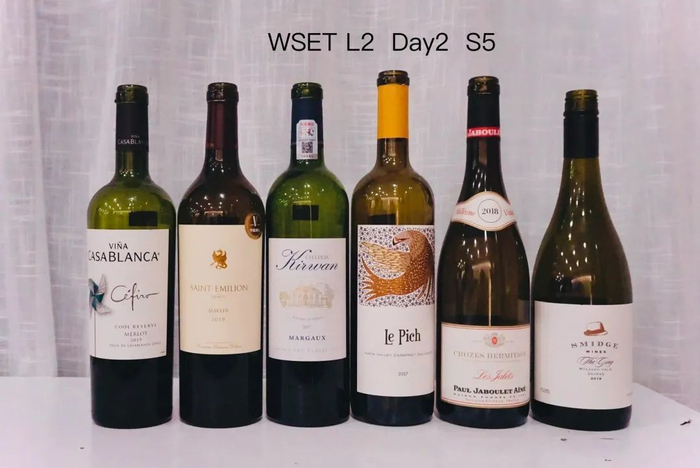 "刻板印象"是如何形成的|潜意识|葡萄酒|白葡萄酒_新浪新闻