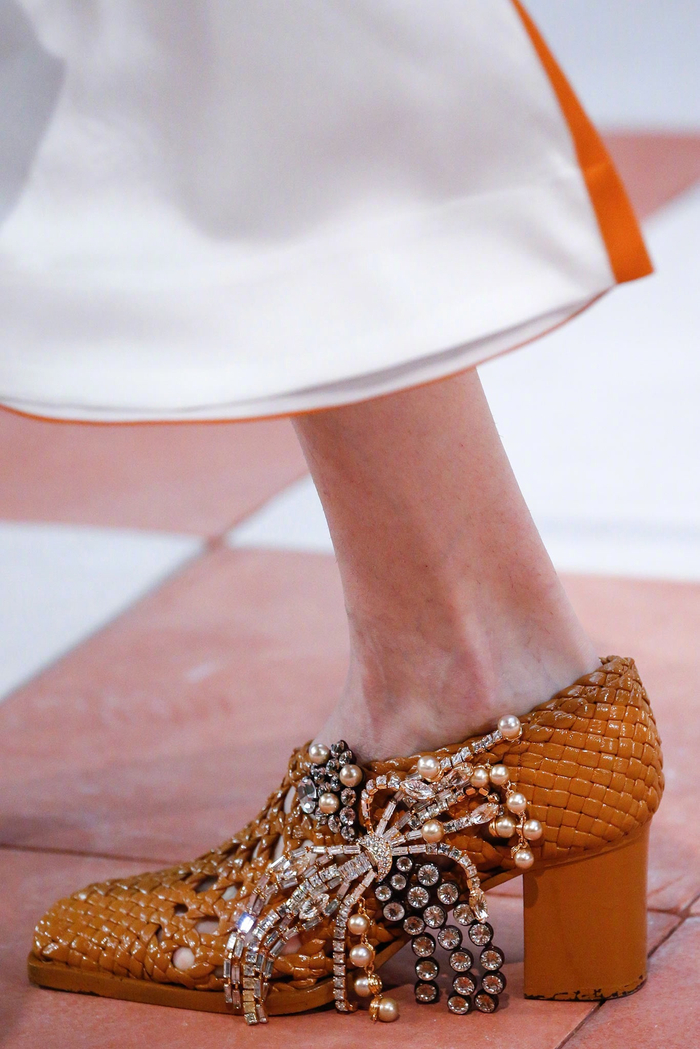 celine前创意总监菲比·费罗phoebe