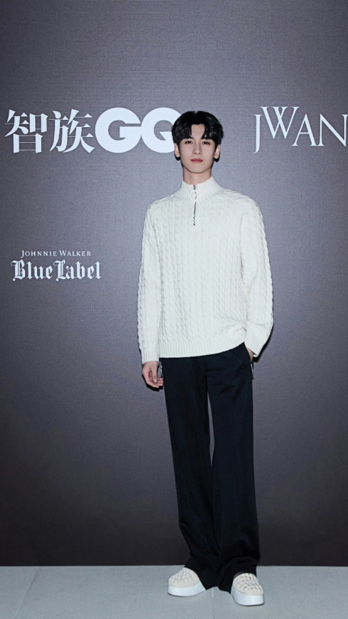 黄俊捷合作gq耽改飞升1