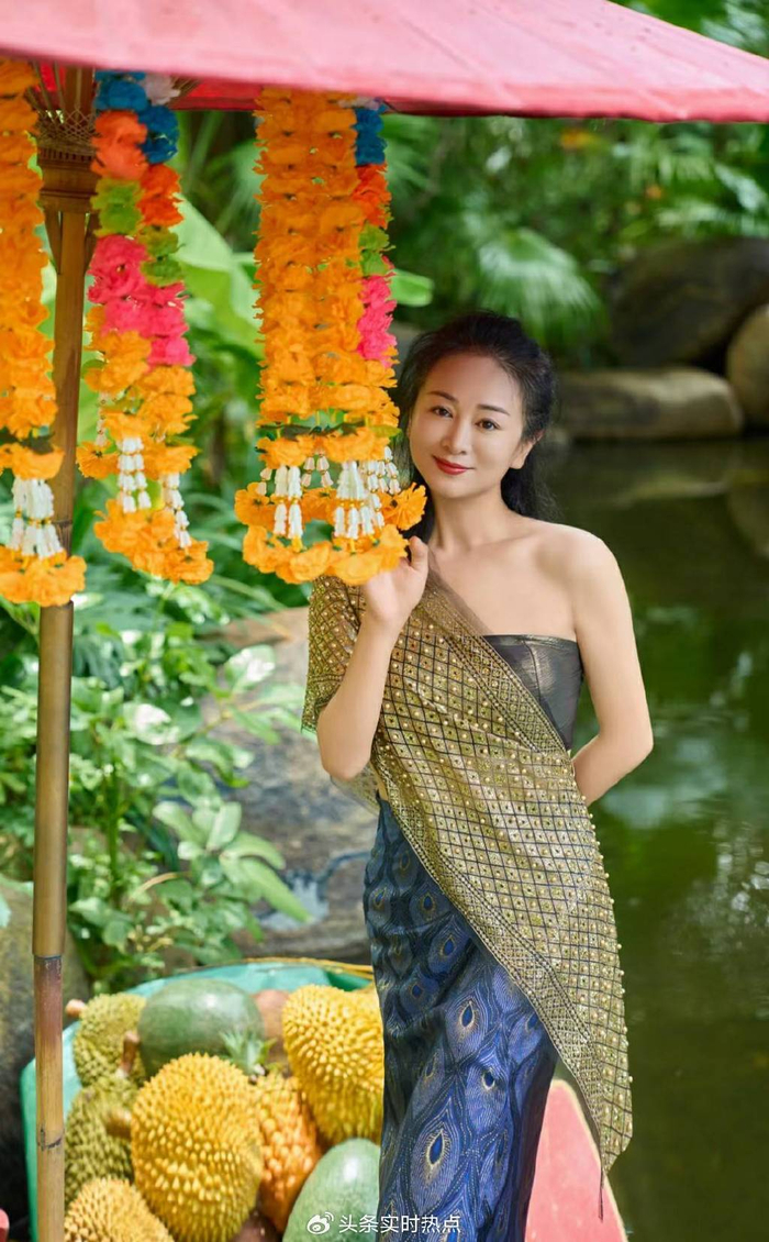 涓子再演《上错花轿嫁对郎》延续经典 新版《花轿喜事》角色反差大|上