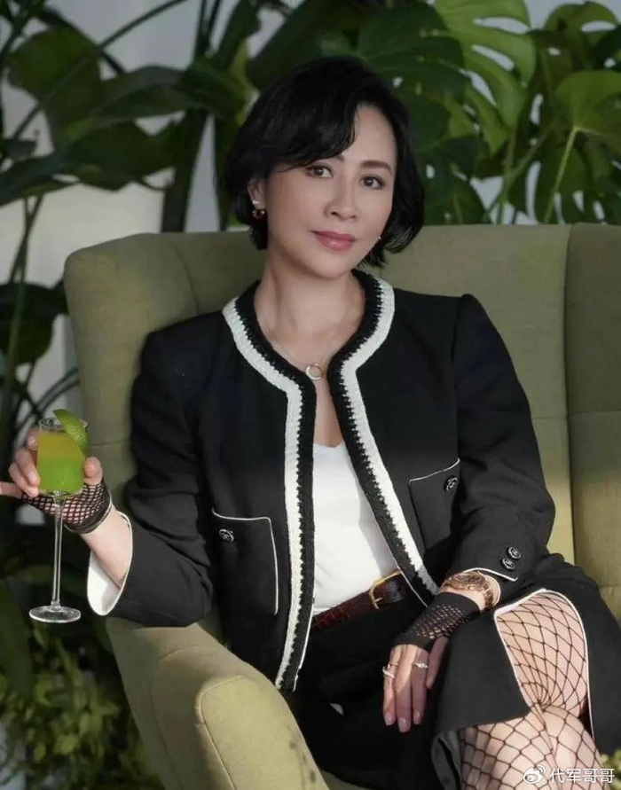 "特殊嗜好"被曝光,难怪梁朝伟坚持丁克|东周刊|刘嘉玲|梁朝伟_新浪
