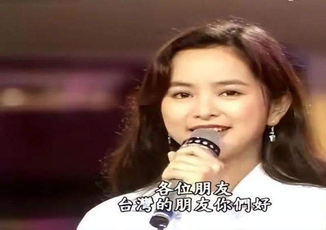“一代玉女”叶蕴仪：15岁火遍亚洲，嫁入豪门被抛弃，49岁依旧风韵犹