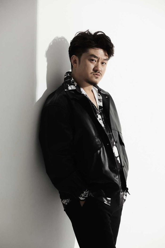 嘉·news | 李浩天氛围感写真释出 复古光影展情绪张力|最好的相遇|李