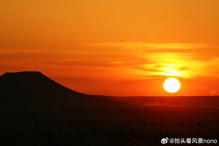 锡林郭勒平顶山的唯美日落~盛夏时分