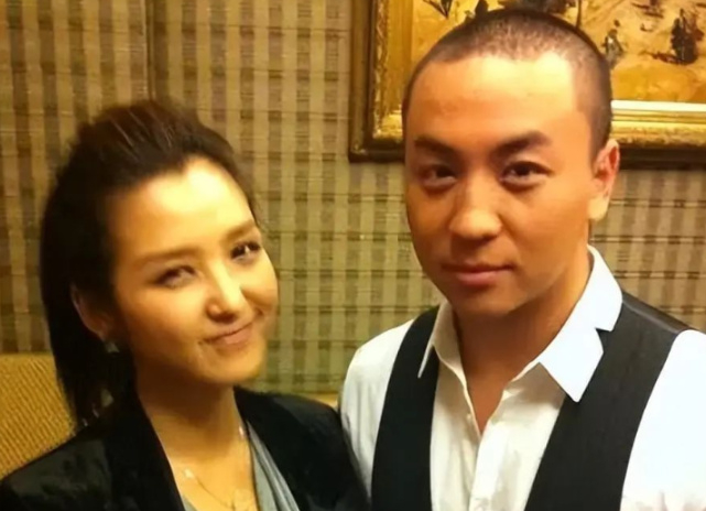 "超女"何洁:三个孩子两个爹,一手好牌打得稀烂|超级女声|何洁|赫子铭