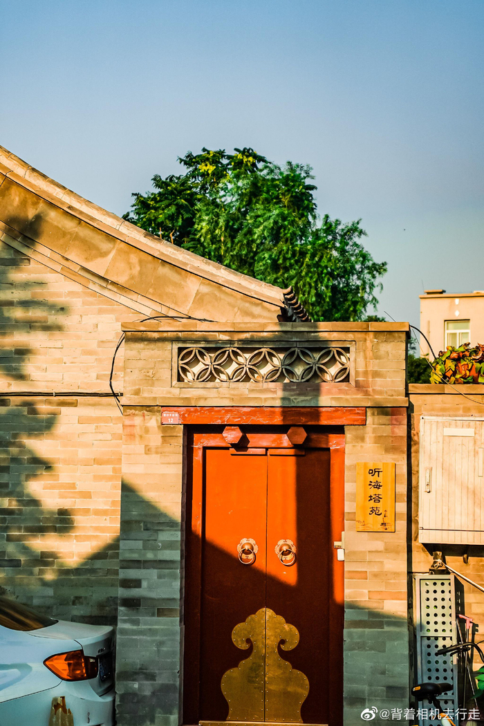 元大都"金城玉塔" 京城的白塔寺 周边胡同里捕捉光影……__财经头条