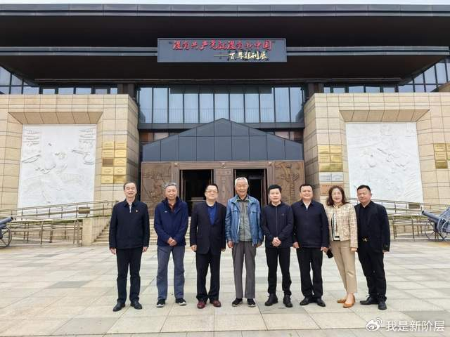 政协常委,西部战区原政委吴社洲上将,原广州军区政治部副主任熊焰少将