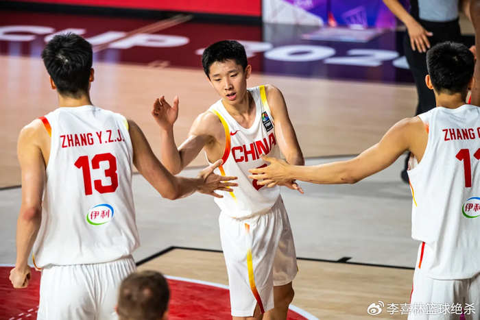 55+56+100!中国男篮16岁1米86新星崛起:国产库里太准,获留洋邀约|张宇辰|控卫|陈昱休|投篮|王子超_新浪新闻