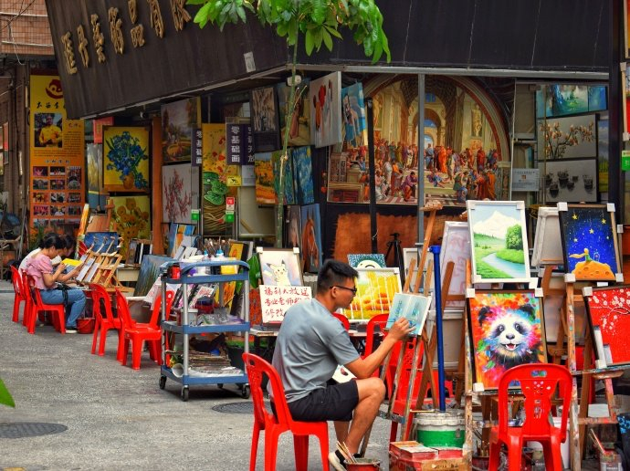 慢下脚步在深圳感受色彩斑斓的春天深圳大芬油画村