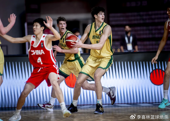 55+56+100!中国男篮16岁1米86新星崛起:国产库里太准,获留洋邀约|张宇辰|控卫|陈昱休|投篮|王子超_新浪新闻