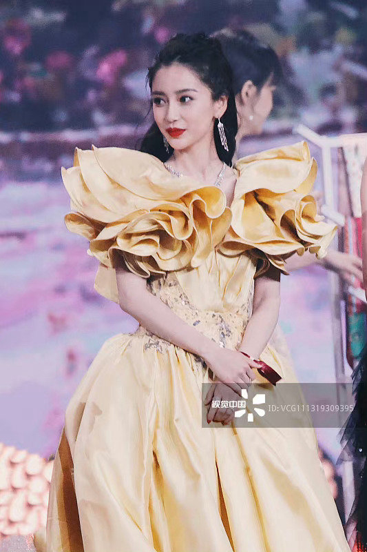 angelababy的生图真的有一种不顾别人死活的美