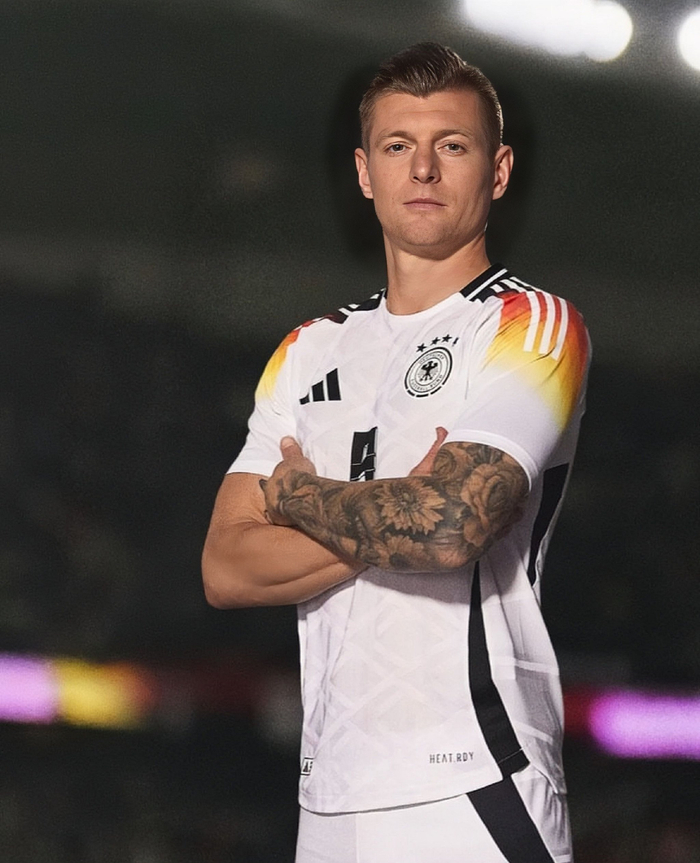 克罗斯回归后,德国队连胜两场.