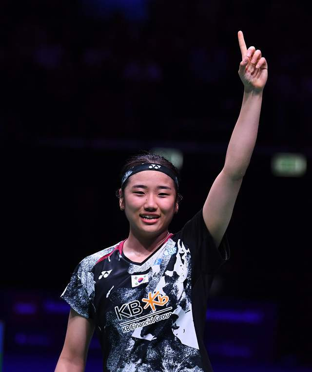 国羽两连胜女单世界第一!王祉怡横扫安洗莹结束4连败,进女单8强__财经