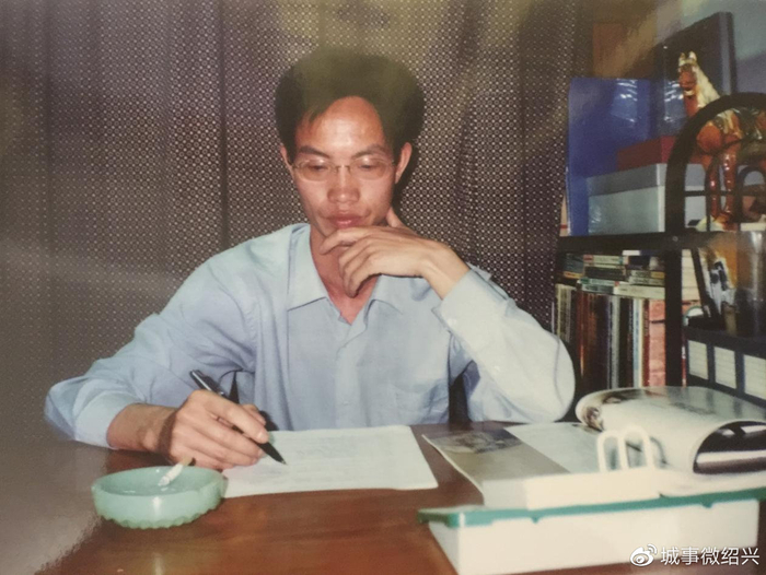 新浪绍兴名人会客厅之国家一级作家卢江良:一个时代的洞察者和发现者