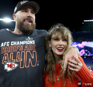 霉霉taylor swift与男友travis kelce度假时,男方表达了要共度一生