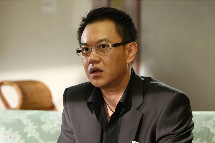 因为冯嘉怡在演员身份之外,还是个