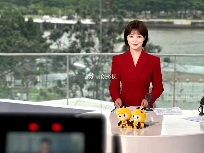 “央视最美女主播”胡蝶,40岁回归颜值巅峰,成联播组候选人