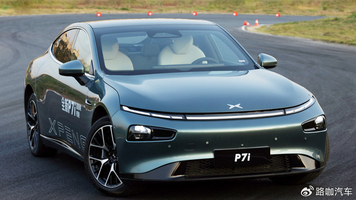 同样这次小鹏p7i新增车型虽然价格便宜了,续航变短了,但核心的智能