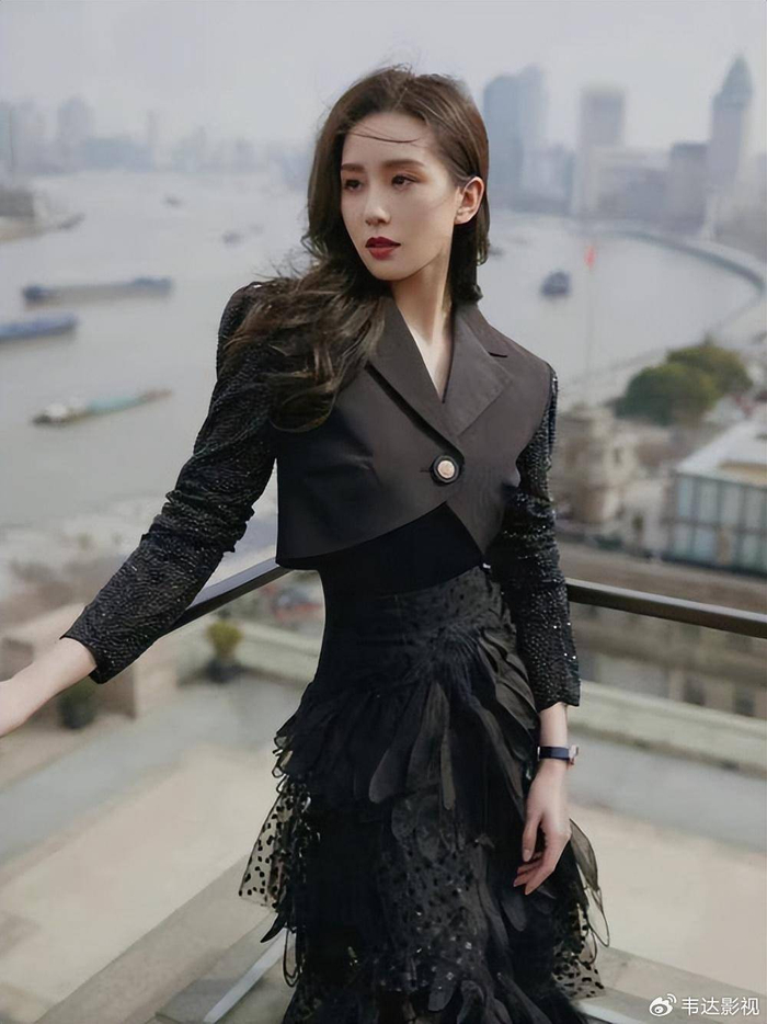 刘诗诗:柔美之魅,令人失语的美丽|刘诗诗|气质|微笑_新浪新闻