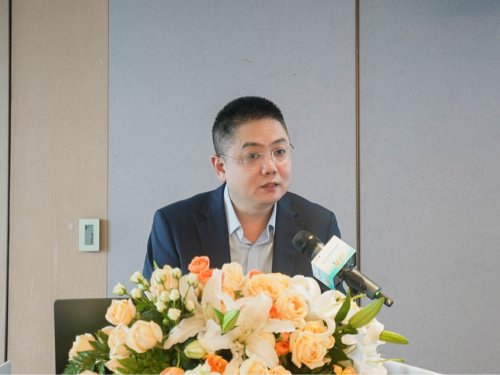 北京银行深圳分行副行长朱继军新能源产业发展是践行"双碳"和可持续