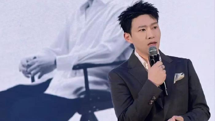对话谢添：以爱为声，诠释婚礼的温情篇章