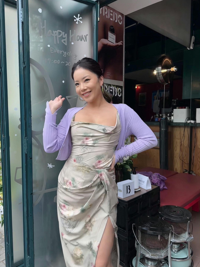 许久未见的王菊再次上热搜竟然是因为肚子？