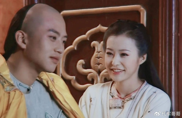 郝蕾疑似回应和邓超分手原因，网友却吵翻了天？|李沐宸|感情|恋爱|爱情|恋情_新浪新闻
