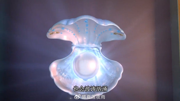叶罗丽:水公主保护海公主,深蓝海浪裙摆登场,罕见的