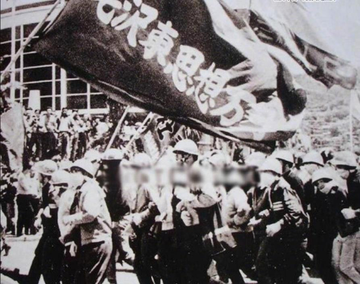 日本60年代末的工人学生运动,这要是造反成功了