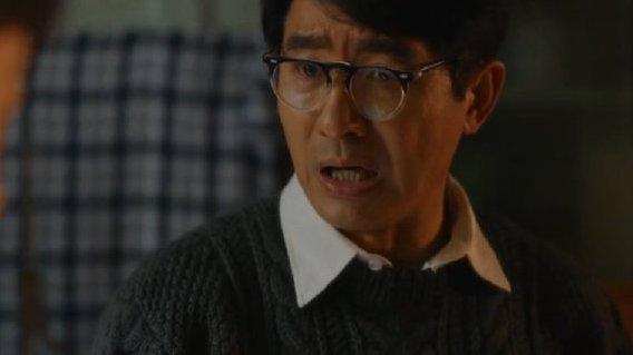《小巷人家》：与原生家庭”共生绞杀“的爸爸永远牺牲妻子和孩子