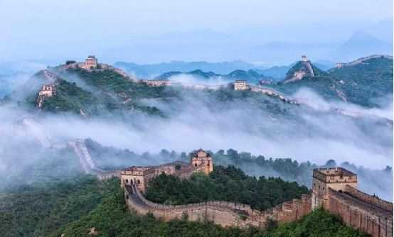 到古老的红螺寺,再至雁栖湖的碧波;不仅如此,还有红螺湖鸟岛的生态