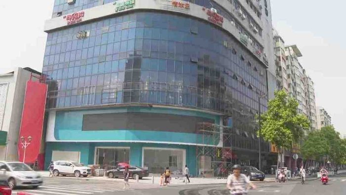 佛山升平商场变身"升平医院"的悲哀:原来医院才是最赚钱的!