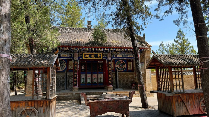 陕西长武:游走青龙山 领略不一样的美