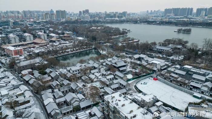 瑞雪兆豐年小年之夜一場雪降臨濟南