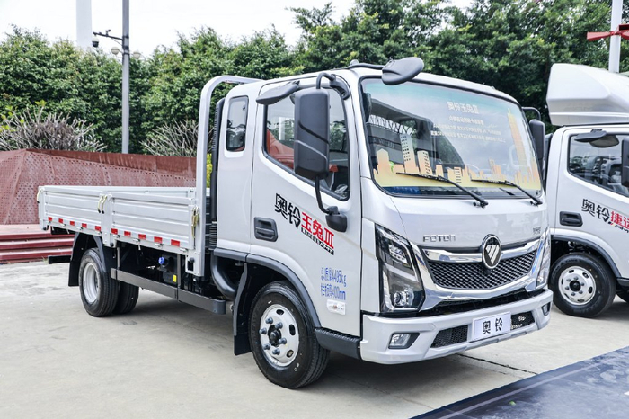 福田奥铃发布六大系列二十款新品强势开启2024新征程