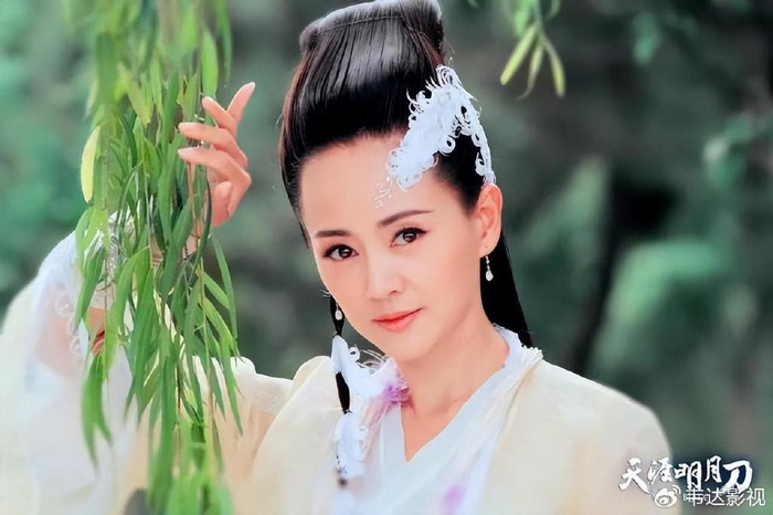 娇宠女儿,苛待儿子