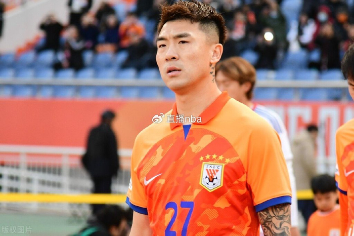 大牌中卫夏窗将驰援泰山队?