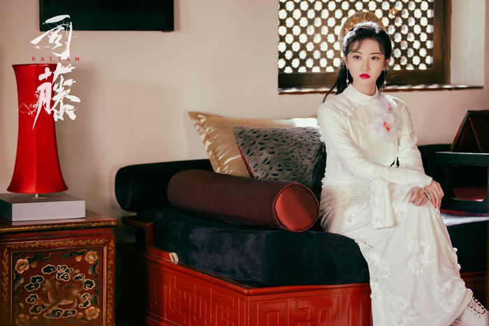 她才是"司藤"的第一人选,因档期不合适错过,最终成就了景甜