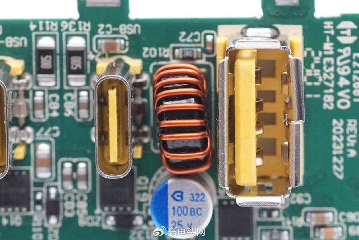 拆解报告:aohi 140w 2c1a氮化镓充电器aoc-c017|面板|氮化|充电器