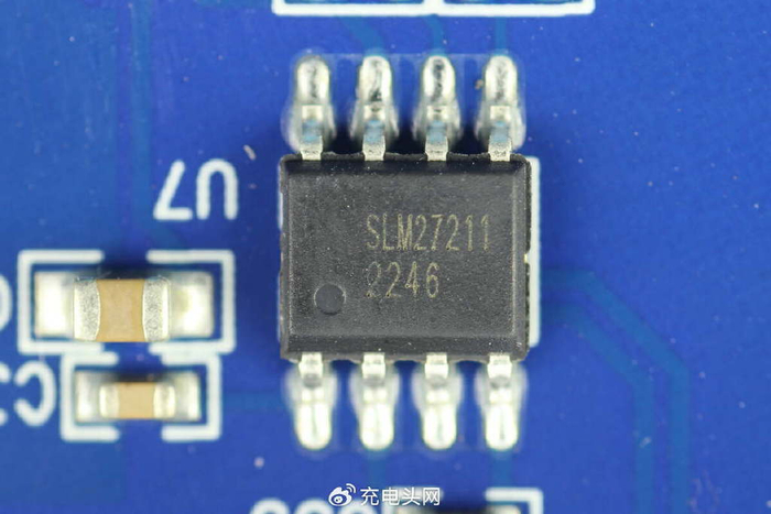 拆解报告etaker移族2000w2009wh户外电源墨m2000