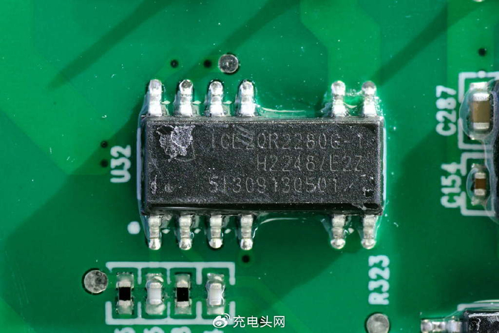 拆解报告:etaker移族2000w 2009wh户外电源 墨m2000