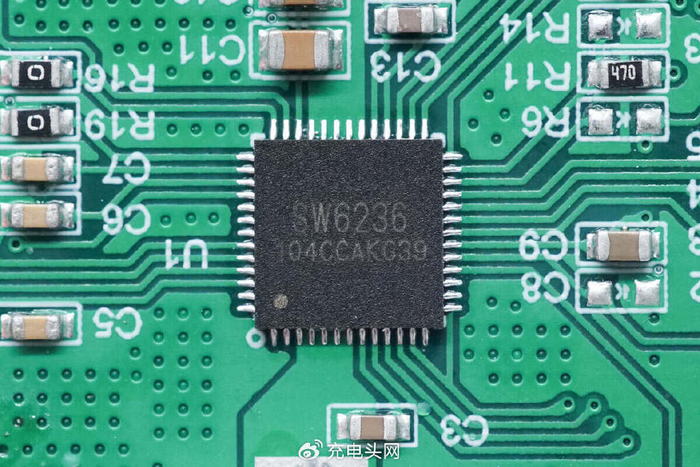 拆解报告:fansdreams脑洞范10000mah 20w快充卷尺充电