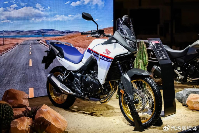 电控离合器首发,新款非双上市,honda北京摩展大动作