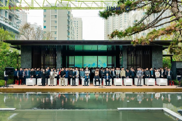 聚势滨河·燃战金秋 滨河金茂府X贝壳经纪人誓师大会 澎湃启幕__财经头条__新浪财经