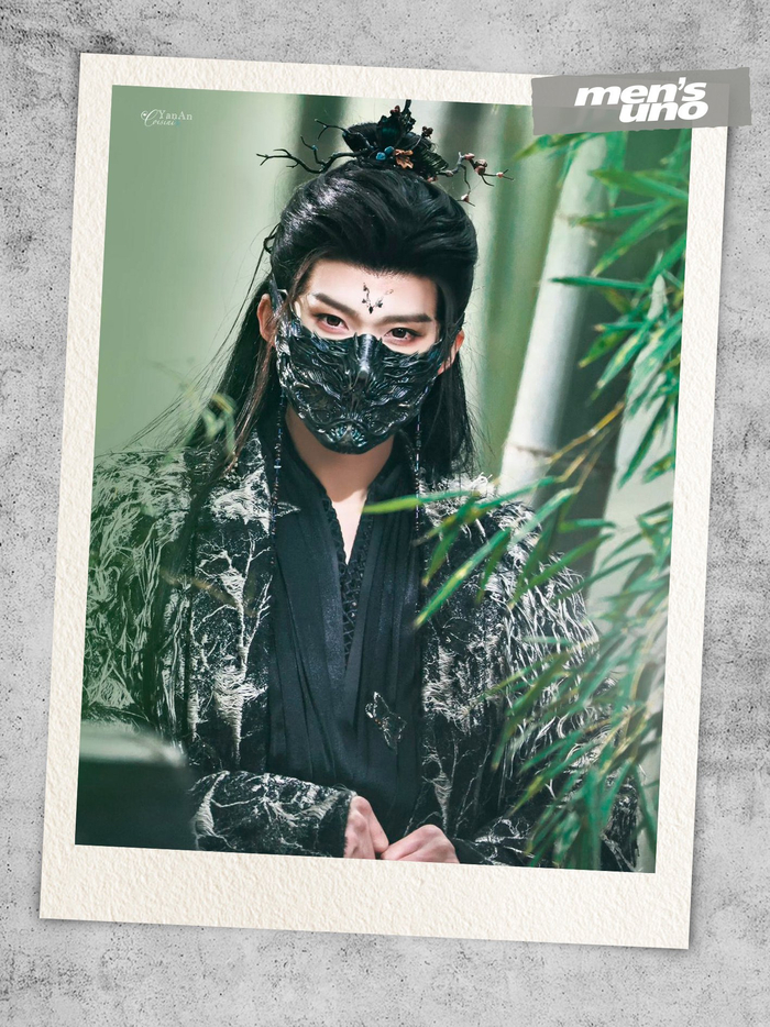 半脸面具是古装造型的常见配饰,常用于给角色营造神秘氛围