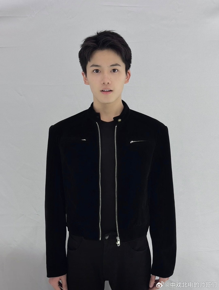 来自临沂士博高中的李宗浩同学是山东省表演统考第二名