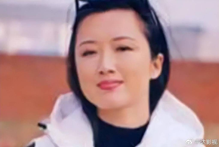 她本应光芒万丈