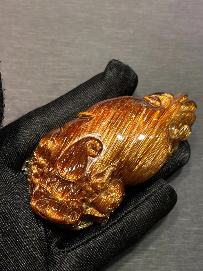 给大家推荐一个水晶供货商专注天然高端水晶vxshuijing16999