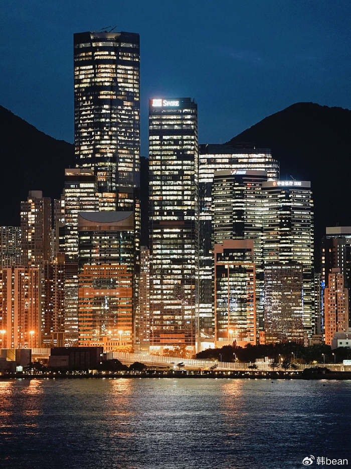 太古坊太古坊 taikoo place 位于香港东区鲗鱼涌,由太古地产发展一个